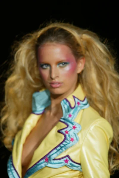 Look 14